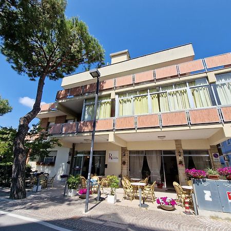 Hotel Rossella Rimini Dış mekan fotoğraf