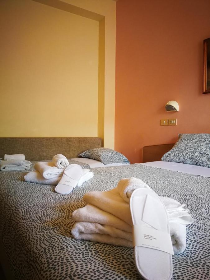 Hotel Rossella Rimini Dış mekan fotoğraf