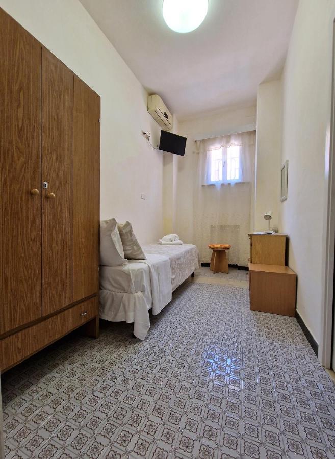 Hotel Rossella Rimini Dış mekan fotoğraf